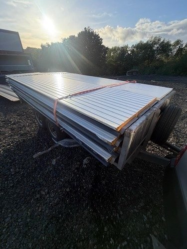 5m Composite Roof Sheets – 40mm Insulated – Anthracite Grey.