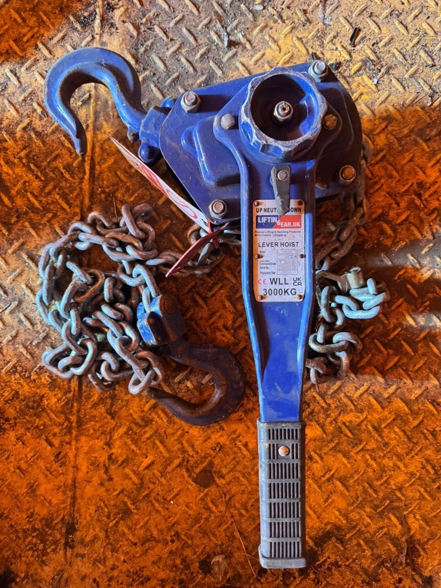 Lifting Gear UK 3 Ton Lever Hoist 3000kg 3m Chain