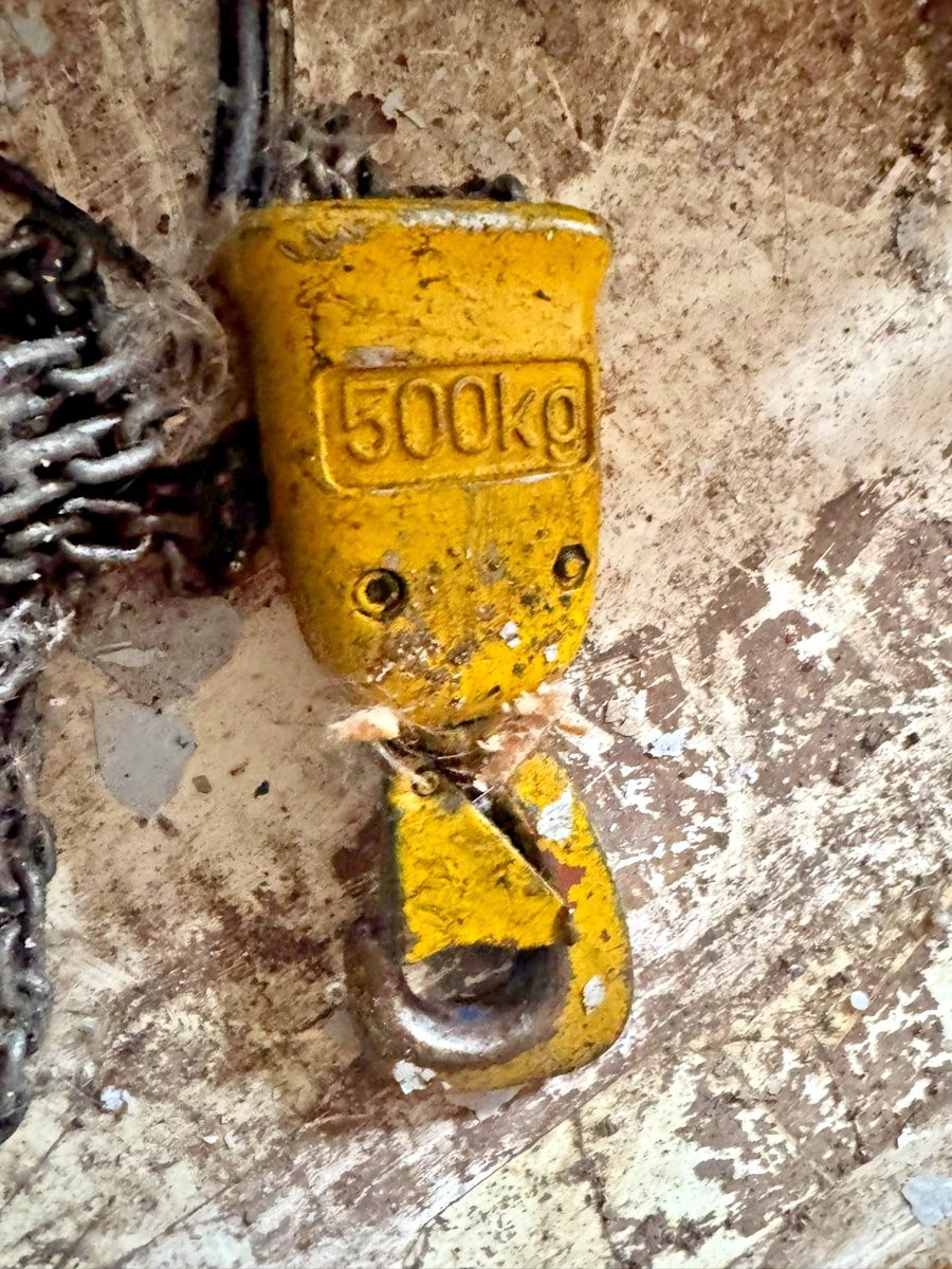 Photograph 5